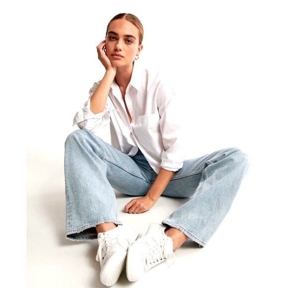 NEW! Abercrombie & Fitch 90’s Relaxed Jean High Rise Light Wash SZ 30/10 Reg - Picture 1 of 15